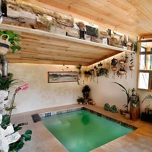 Séjour chez l'habitant Ecolieu Silenciane, Simiane-la-Rotonde